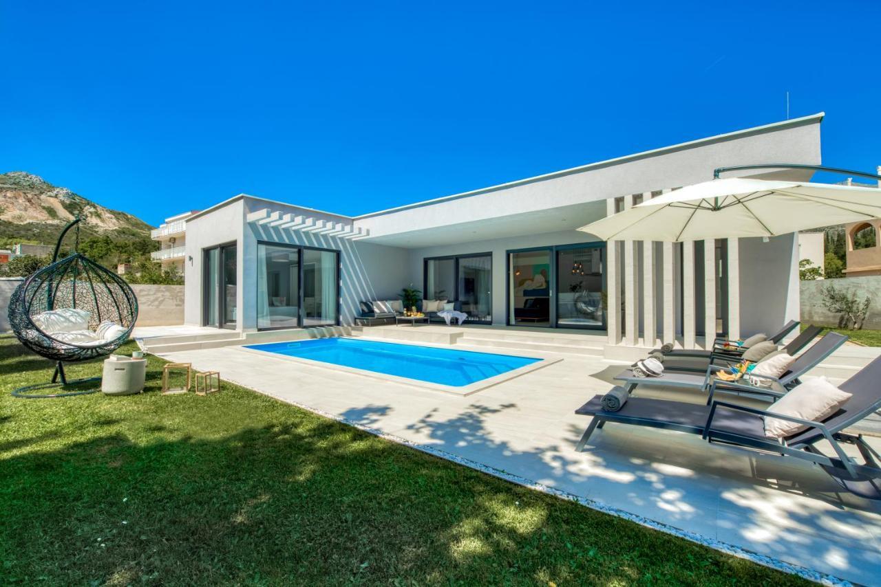 Villa Oasis - Your Luxury Home Away From Home Celopeci 외부 사진